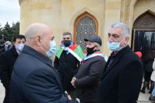 Жители Кельбаджарского района посетили Аллею шехидов (ФОТО)