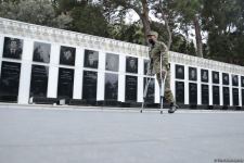 Жители Кельбаджарского района посетили Аллею шехидов (ФОТО)