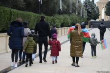 Жители Кельбаджарского района посетили Аллею шехидов (ФОТО)