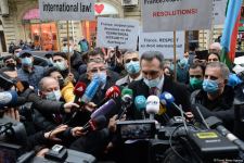 Участники акции протеста озвучили заявление перед посольством Франции в Баку (ФОТО/ВИДЕО)