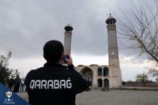 Футболисты "Карабаха" совершили намаз в Агдамской мечети, прозвучал мугам "Карабах шикестеси" (ВИДЕО, ФОТО)