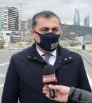 На ряде улиц и проспектов Баку создаются спецполосы для автобусов (ФОТО)