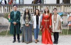 В резиденции болгарских монархов  представлена коллекция Гюльнары Халиловой "Карабах" (ВИДЕО, ФОТО)