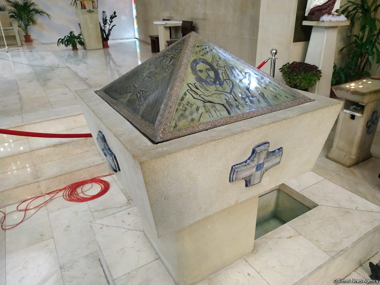 Познаем наше христианское наследие – католическая церковь Пресвятой Девы Марии в Баку (ФОТО/ВИДЕО)