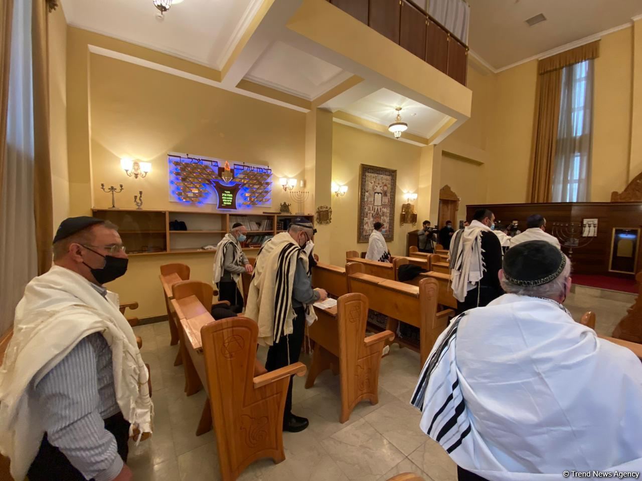 Община горских евреев Азербайджана почтила память шехидов Отечественной войны (ФОТО)