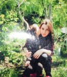 Единственная сестра из числа 2783 братьев-шехидов… Мать с небес будет гордиться ими… (ФОТО)