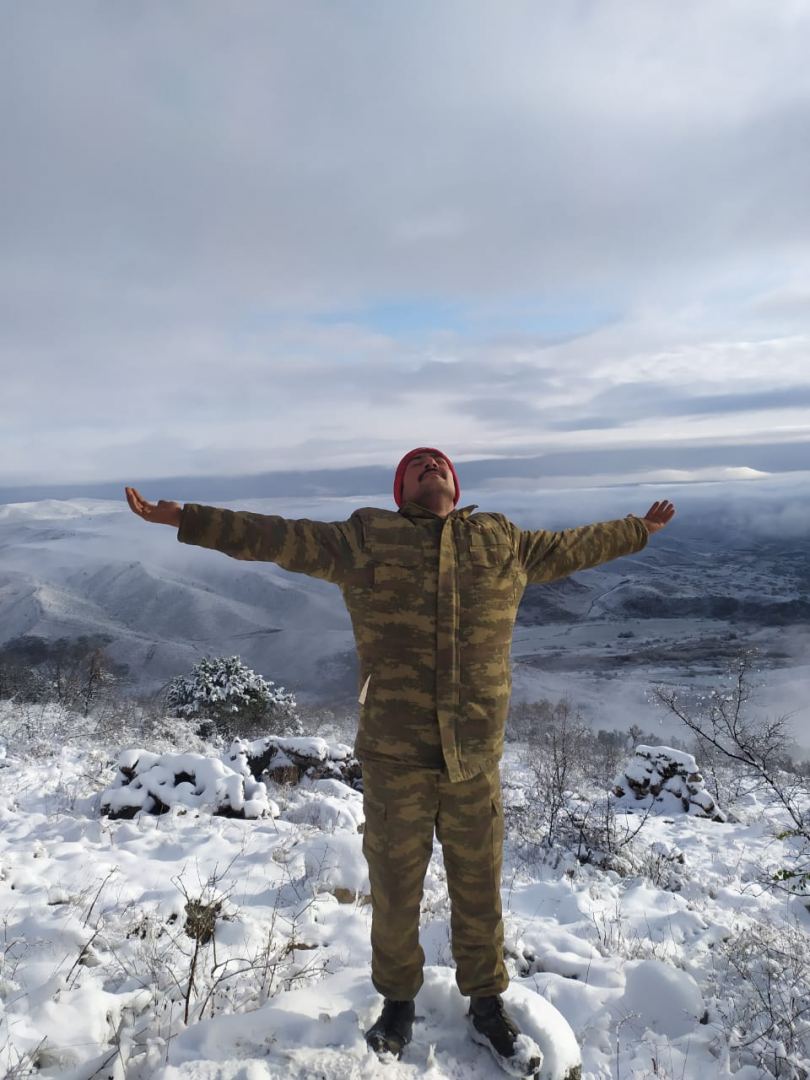 На горной заставе в 3300 м, где холод и спят в палатках... Рассказывает воин Карабахской войны Джавад Исмайлов: Воевали с грузом на плечах в 56 кг! (ВИДЕО, ФОТО)