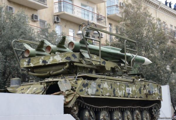 На параде Победы в Баку продемонстрирована часть военных трофеев (ФОТО/ВИДЕО)