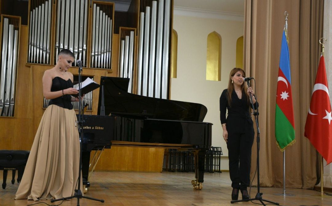 "Хумай" для Айлы Керимовой-Закария, или Как зажигаются звезды (ФОТО)