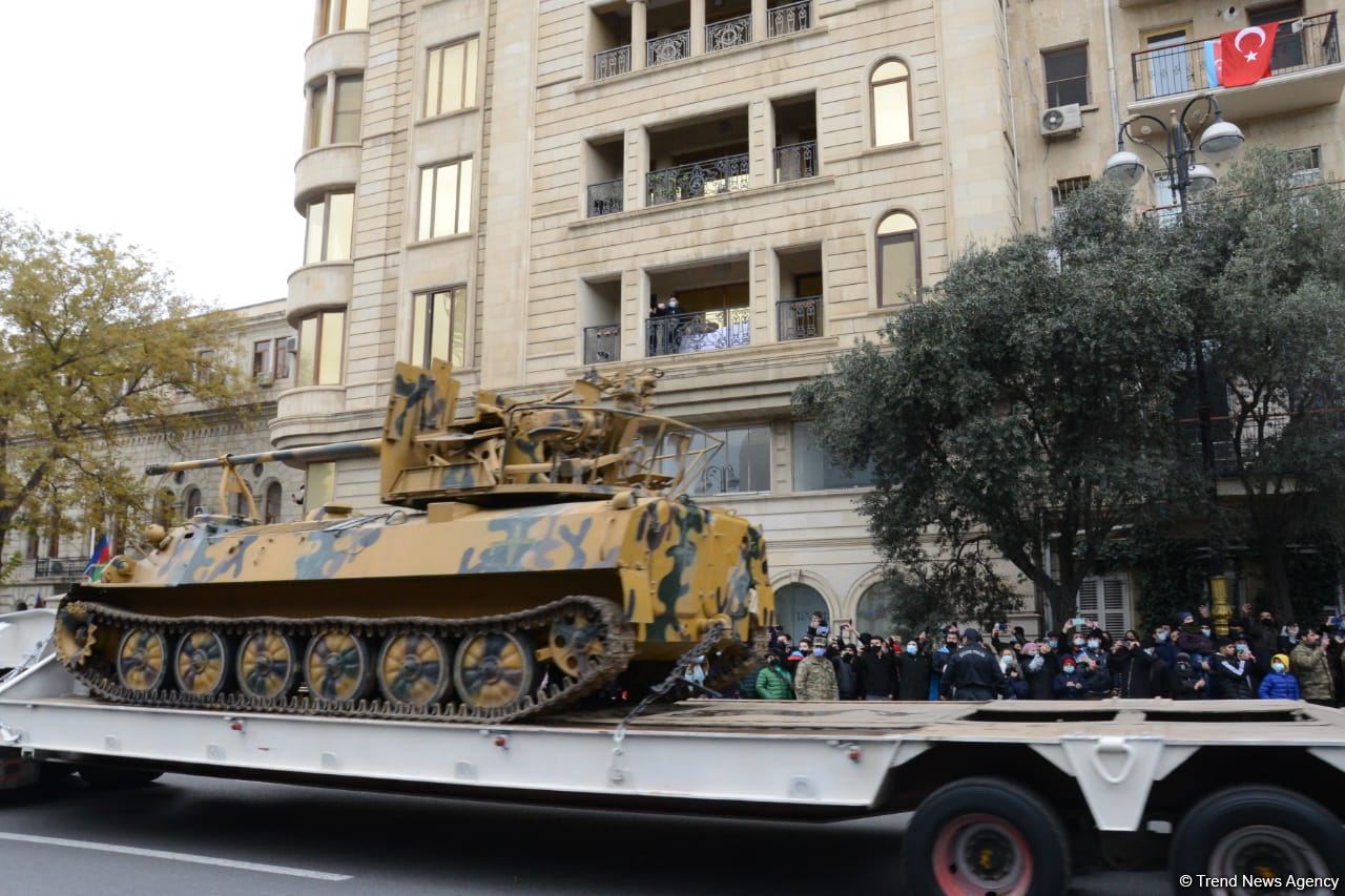 Грандиозный парад Победы (ФОТОСЕССИЯ/ВИДЕО)