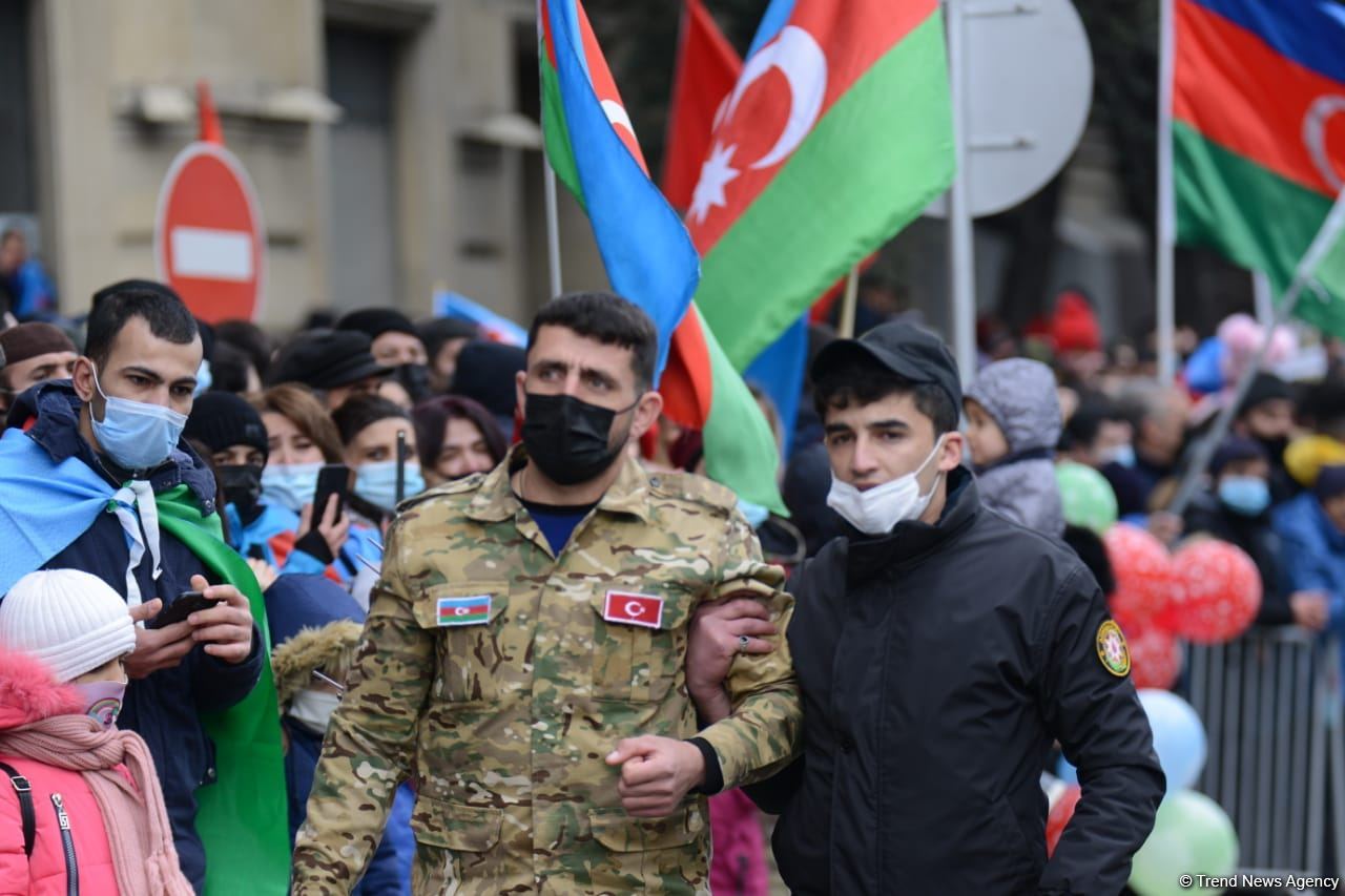 Грандиозный парад Победы (ФОТОСЕССИЯ/ВИДЕО)