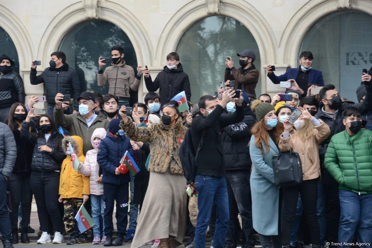 Грандиозный парад Победы (ФОТОСЕССИЯ/ВИДЕО)
