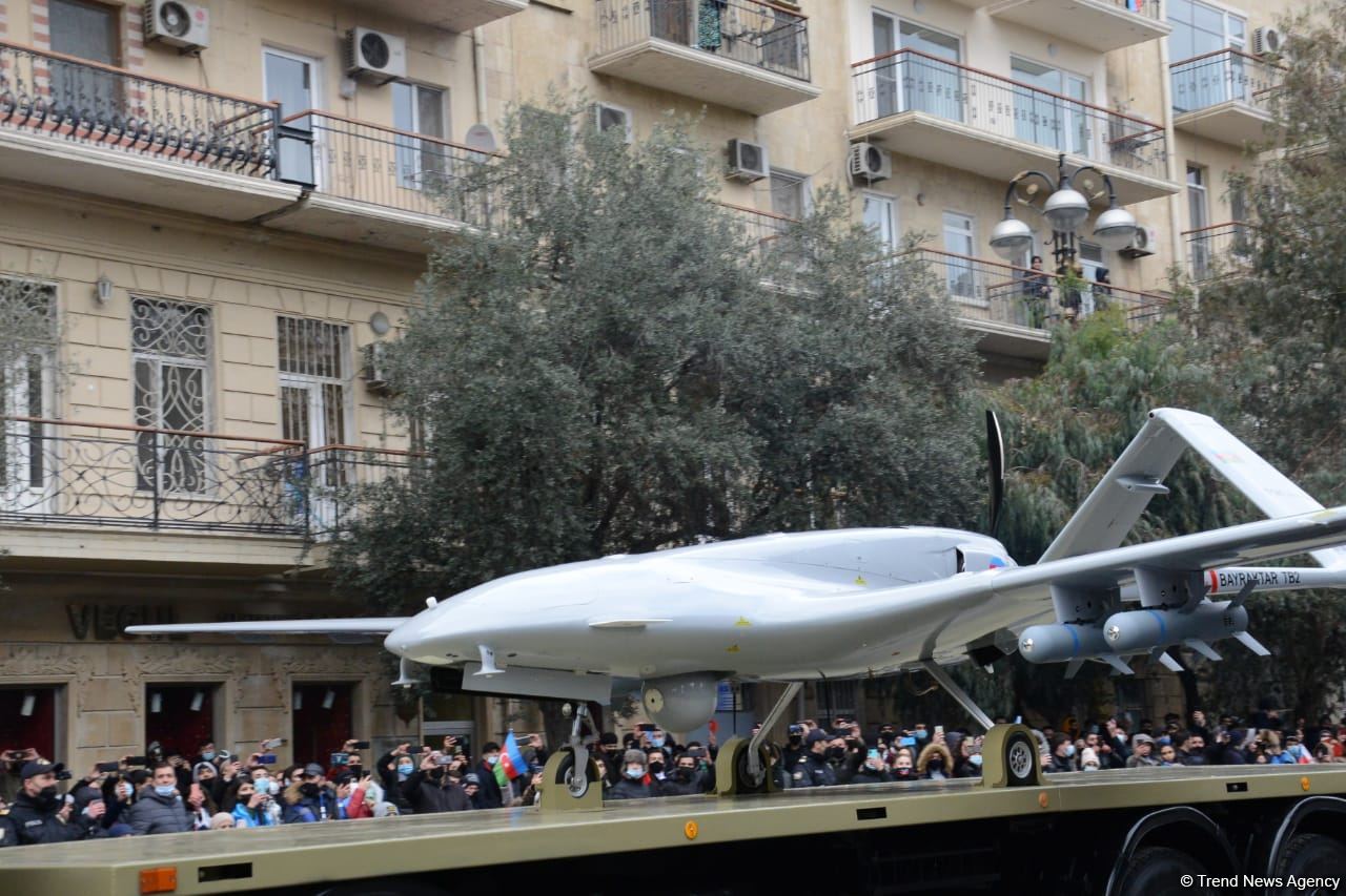 Грандиозный парад Победы (ФОТОСЕССИЯ/ВИДЕО)