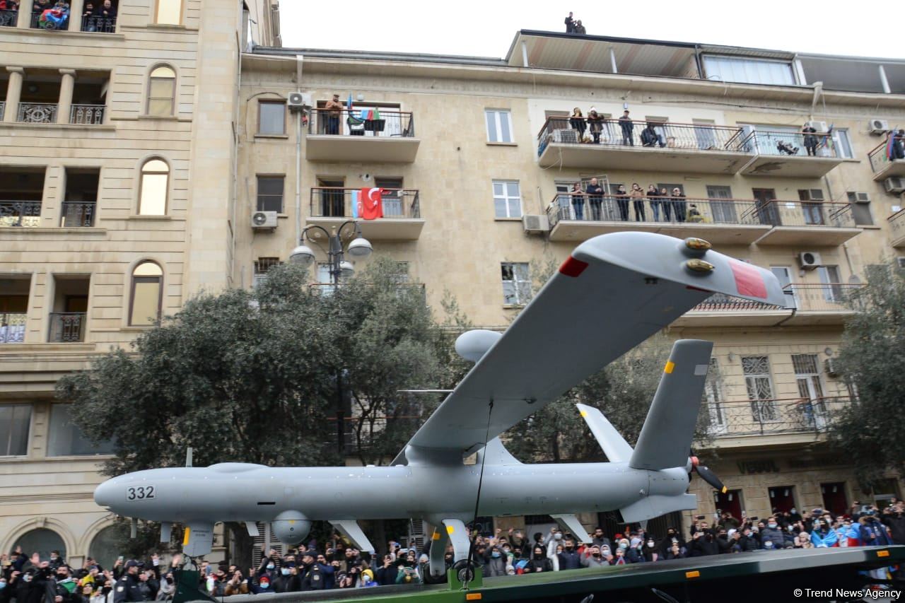 Грандиозный парад Победы (ФОТОСЕССИЯ/ВИДЕО)