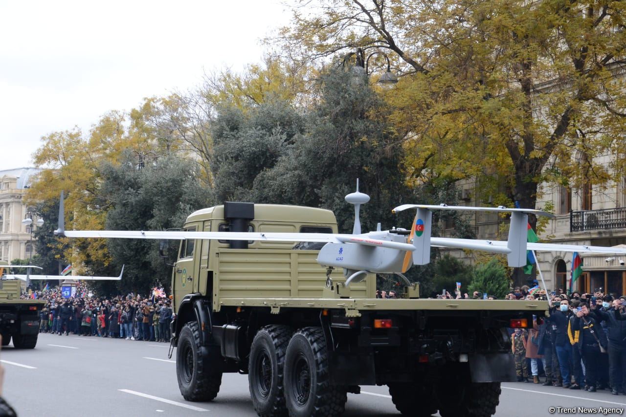 Грандиозный парад Победы (ФОТОСЕССИЯ/ВИДЕО)