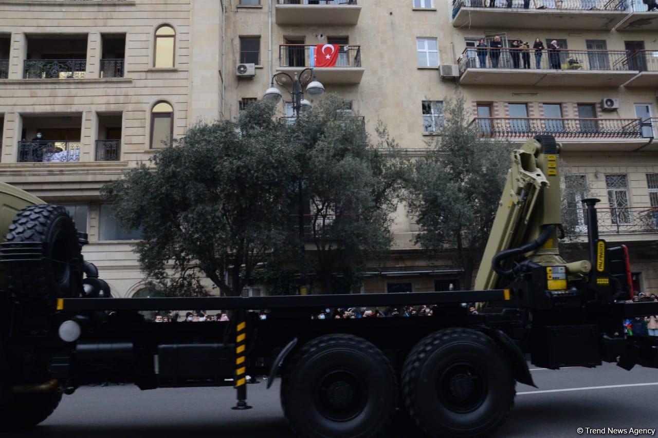 Грандиозный парад Победы (ФОТОСЕССИЯ/ВИДЕО)