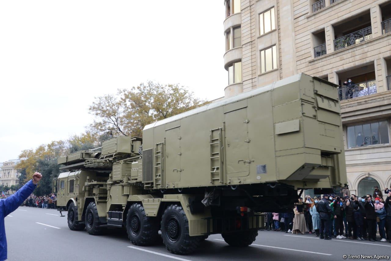 Грандиозный парад Победы (ФОТОСЕССИЯ/ВИДЕО)