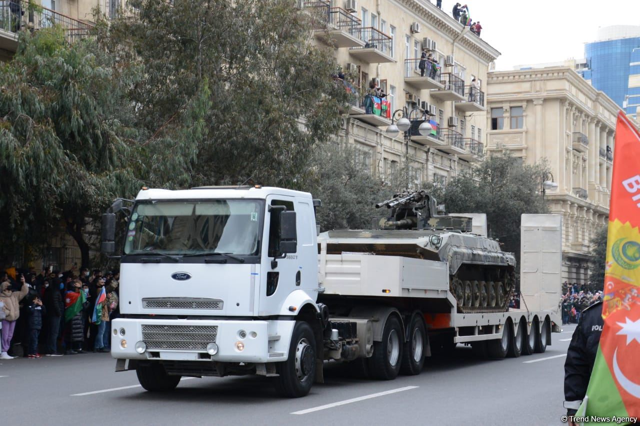 Грандиозный парад Победы (ФОТОСЕССИЯ/ВИДЕО)