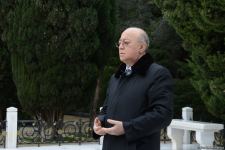 Общественность Азербайджана чтит память великого лидера Гейдара Алиева (ФОТО)