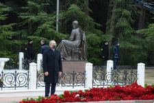 Общественность Азербайджана чтит память великого лидера Гейдара Алиева (ФОТО)