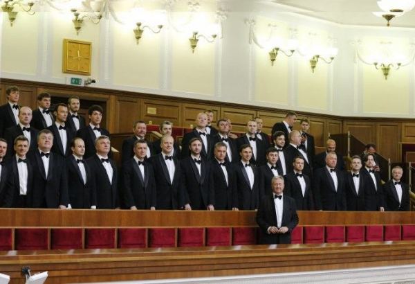 Золотые голоса Украины исполняют азербайджанские народные песни "Ağacda alma" и "Sarı gəlin" (ВИДЕО)