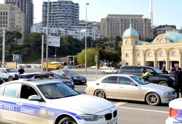 Дорожная полиция Азербайджана обратилась к планирующим поездки в регионы накануне праздников