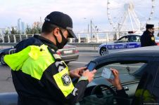 Первый день ужесточенного карантинного режима в Баку (ФОТО)