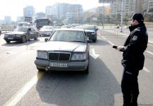 Первый день ужесточенного карантинного режима в Баку (ФОТО)