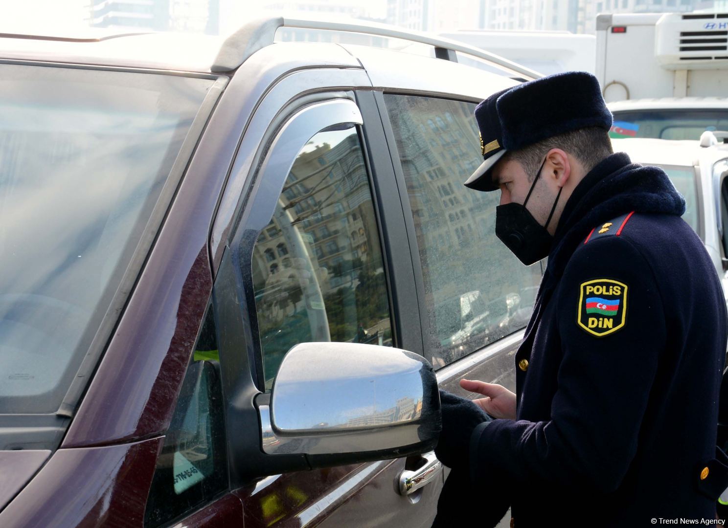 Первый день ужесточенного карантинного режима в Баку (ФОТО)