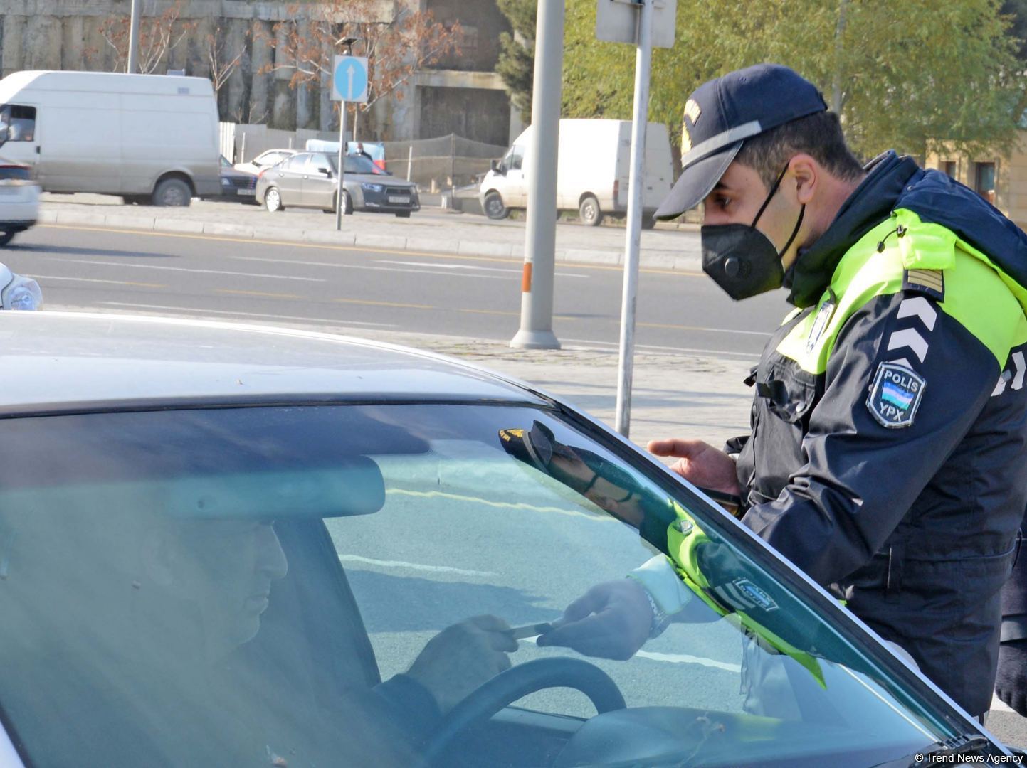 В Азербайджане с карантинных постов возвращены 1 050 транспортных средств
