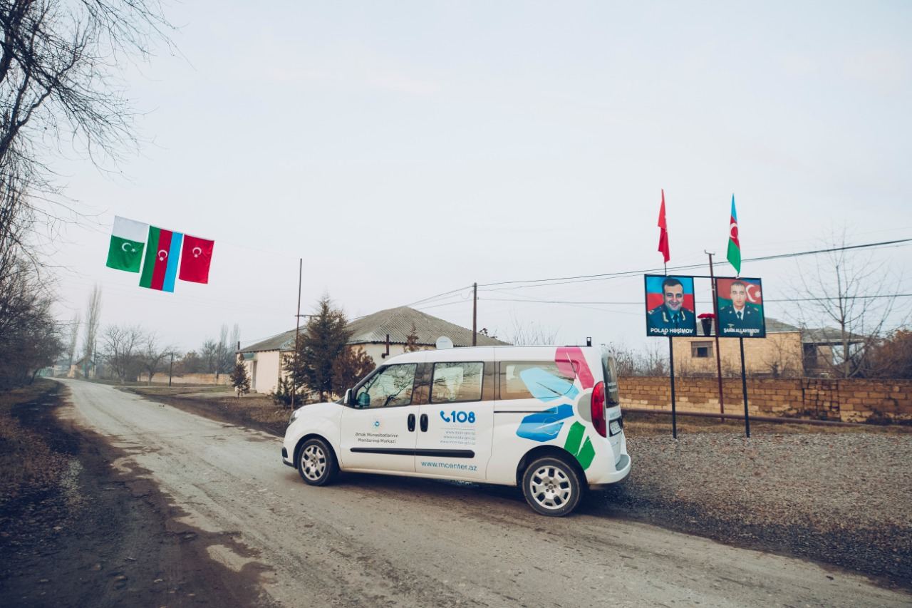 Сотрудники Фонда "YAŞAT" встречаются  с ранеными в Отечественной войне и семьями шехидов (ФОТО)