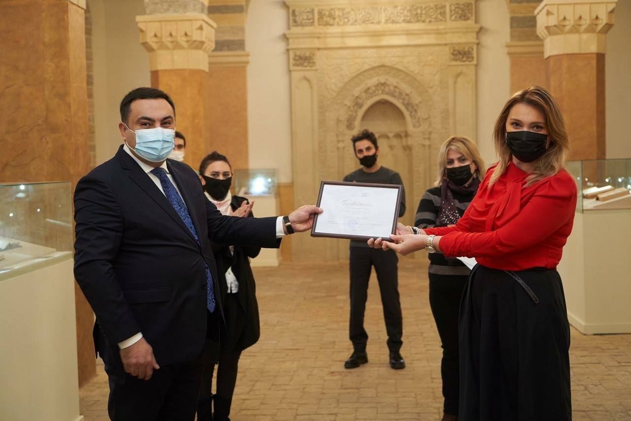 Гурама – древнее искусство и ценные экспонаты в Музейном центре "Ичеришехер" (ФОТО)