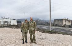 Президент Ильхам Алиев и Первая леди Мехрибан Алиева побывали в Губадлинском и Зангиланском районах (ОБНОВЛЕНО) (ФОТО/ВИДЕО)