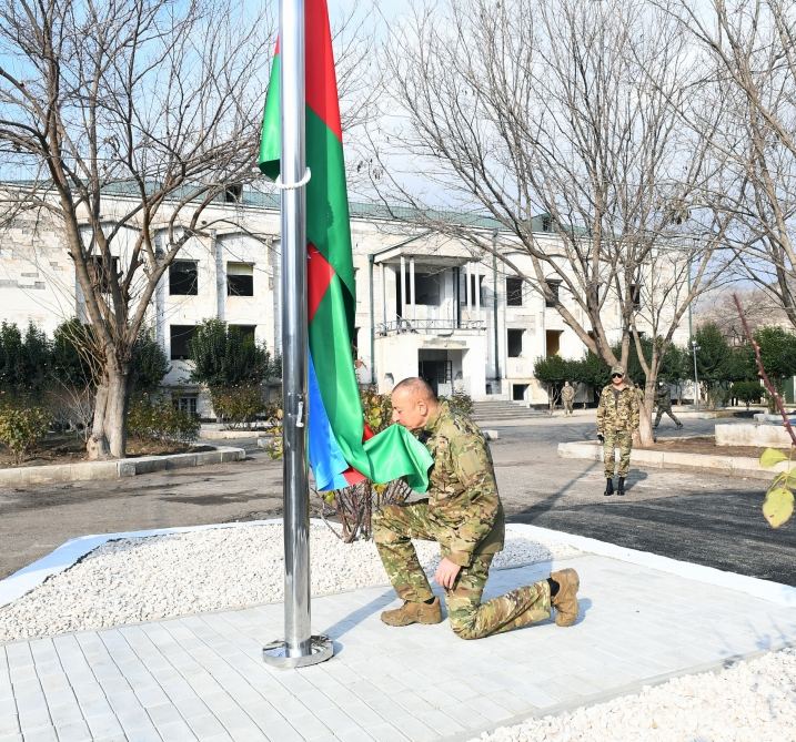 Президент Ильхам Алиев и Первая леди Мехрибан Алиева побывали в Губадлинском и Зангиланском районах (ОБНОВЛЕНО) (ФОТО/ВИДЕО)