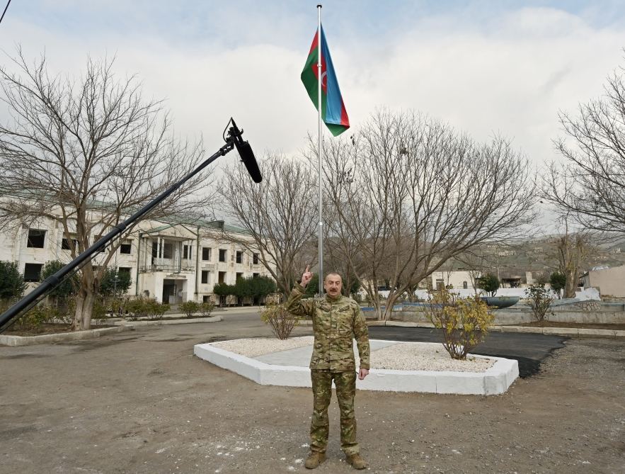 Президент Ильхам Алиев и Первая леди Мехрибан Алиева побывали в Губадлинском и Зангиланском районах (ОБНОВЛЕНО) (ФОТО/ВИДЕО)