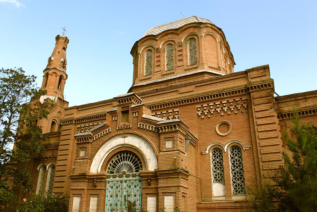 Толерантность в Азербайджане: Александро-Невский храм в Гяндже (ФОТО)