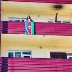 Очень трогательно! Телеведущая из Нидерландов вернулась в родную Шушу с куклой, которую забрала с собой 28 лет назад… (ФОТО)