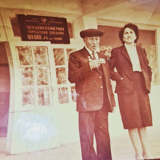 Очень трогательно! Телеведущая из Нидерландов вернулась в родную Шушу с куклой, которую забрала с собой 28 лет назад… (ФОТО)