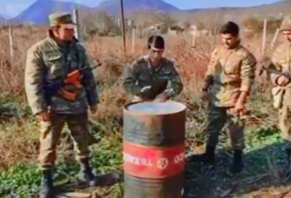 Победоносные азербайджанские солдаты показывают творческое мастерство – песня Муслима Магомаева, пианино, гитара и даже бочка (ВИДЕО)