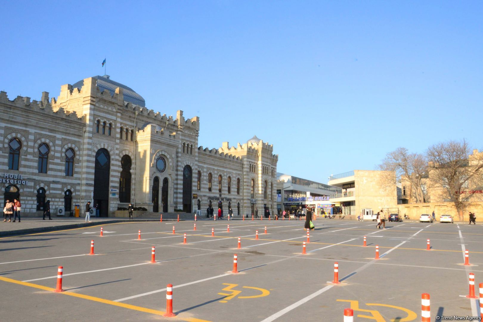 В центре Баку создана новая платная парковка (ФОТО)