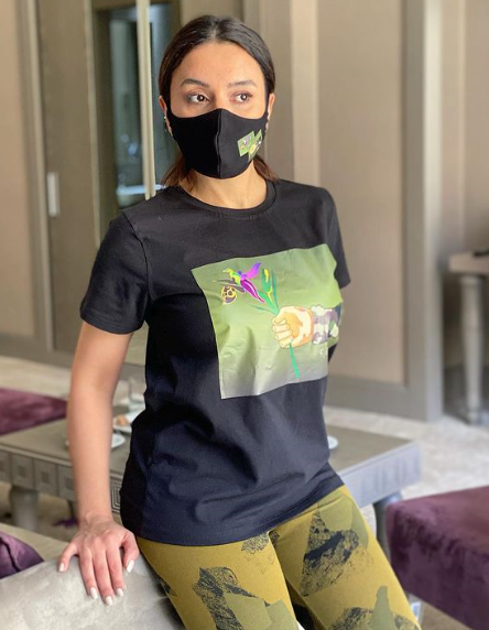 От Нью-Йорка до Баку - Удивительная красота и изящество цветка Xары бюльбюль в коллекциях азербайджанских дизайнеров (ФОТО)