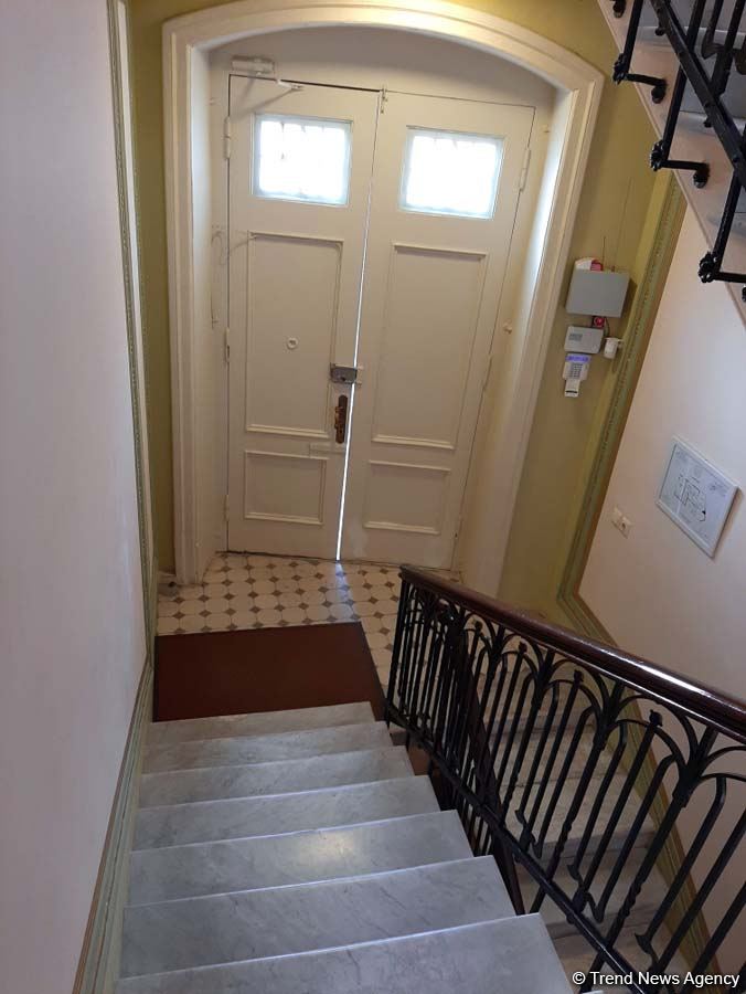 Дух аристократии в Баку! Путешествие в удивительный мир Максуда Ибрагимбекова – книги, коллекция оружия и картин…(ФОТО)