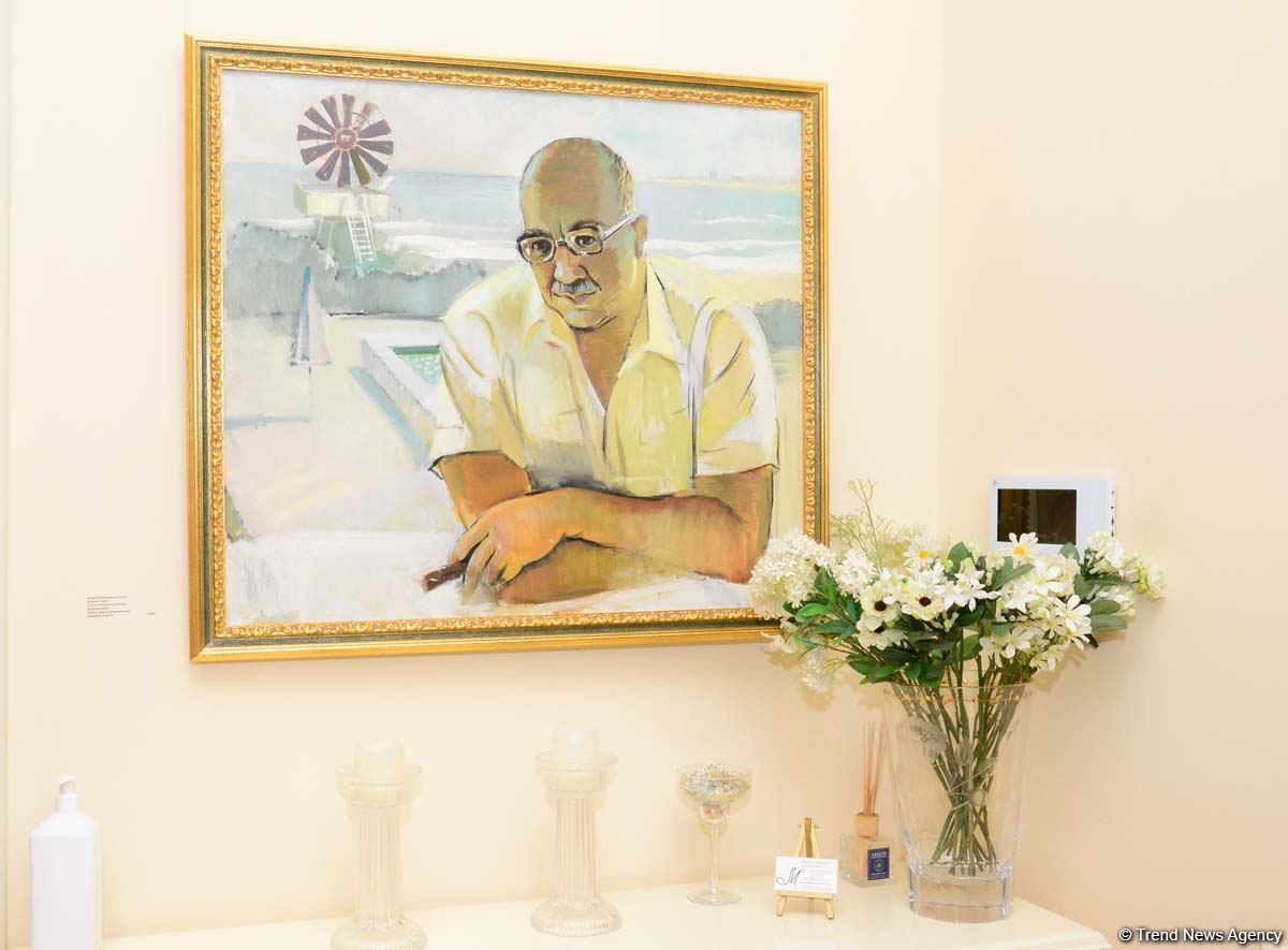 Дух аристократии в Баку! Путешествие в удивительный мир Максуда Ибрагимбекова – книги, коллекция оружия и картин…(ФОТО)