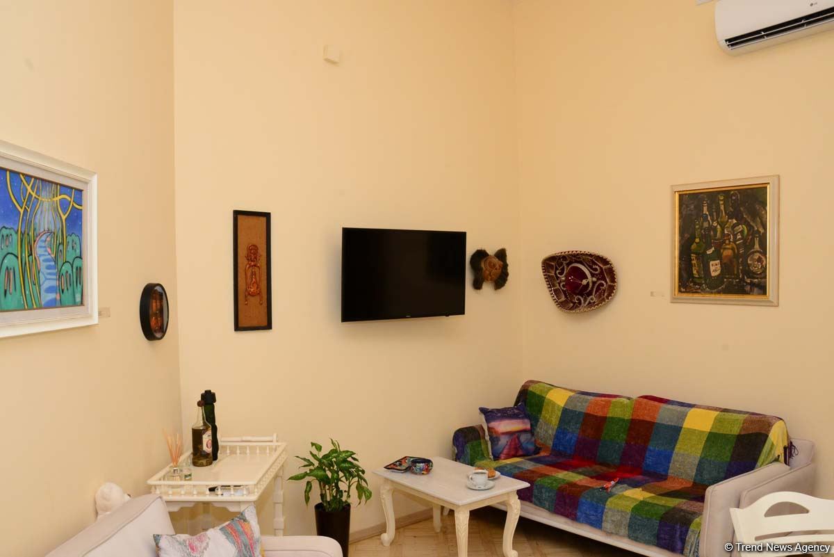 Дух аристократии в Баку! Путешествие в удивительный мир Максуда Ибрагимбекова – книги, коллекция оружия и картин…(ФОТО)