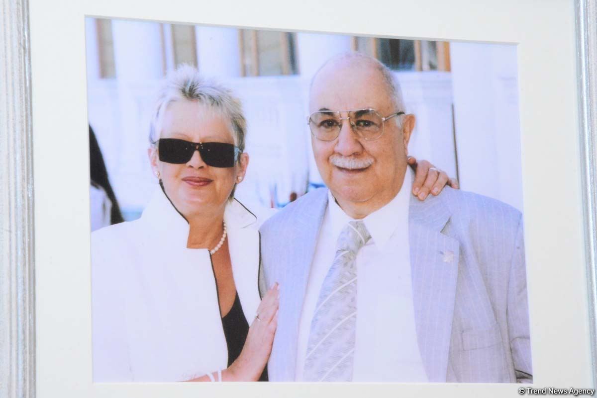 Дух аристократии в Баку! Путешествие в удивительный мир Максуда Ибрагимбекова – книги, коллекция оружия и картин…(ФОТО)