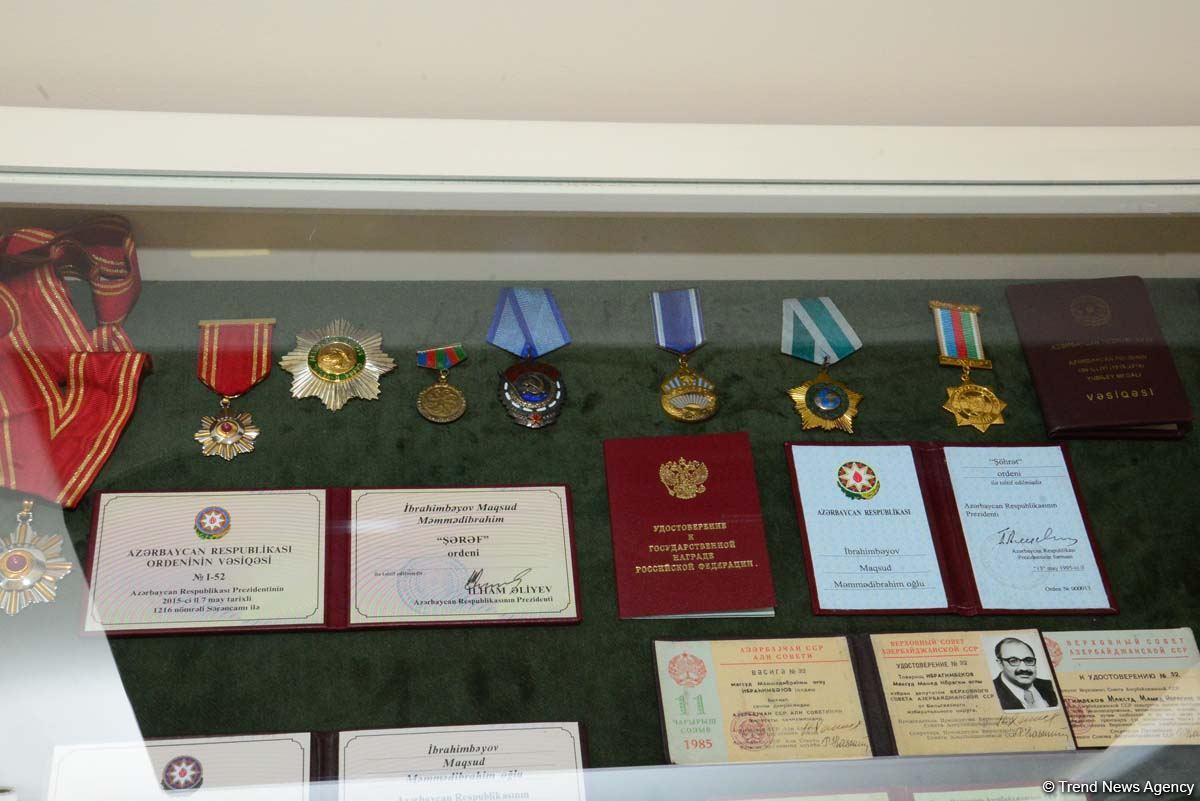 Дух аристократии в Баку! Путешествие в удивительный мир Максуда Ибрагимбекова – книги, коллекция оружия и картин…(ФОТО)