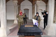 Президент Азербайджана Ильхам Алиев и Первая леди Мехрибан Алиева посетили мечеть в Шуше (ФОТО)