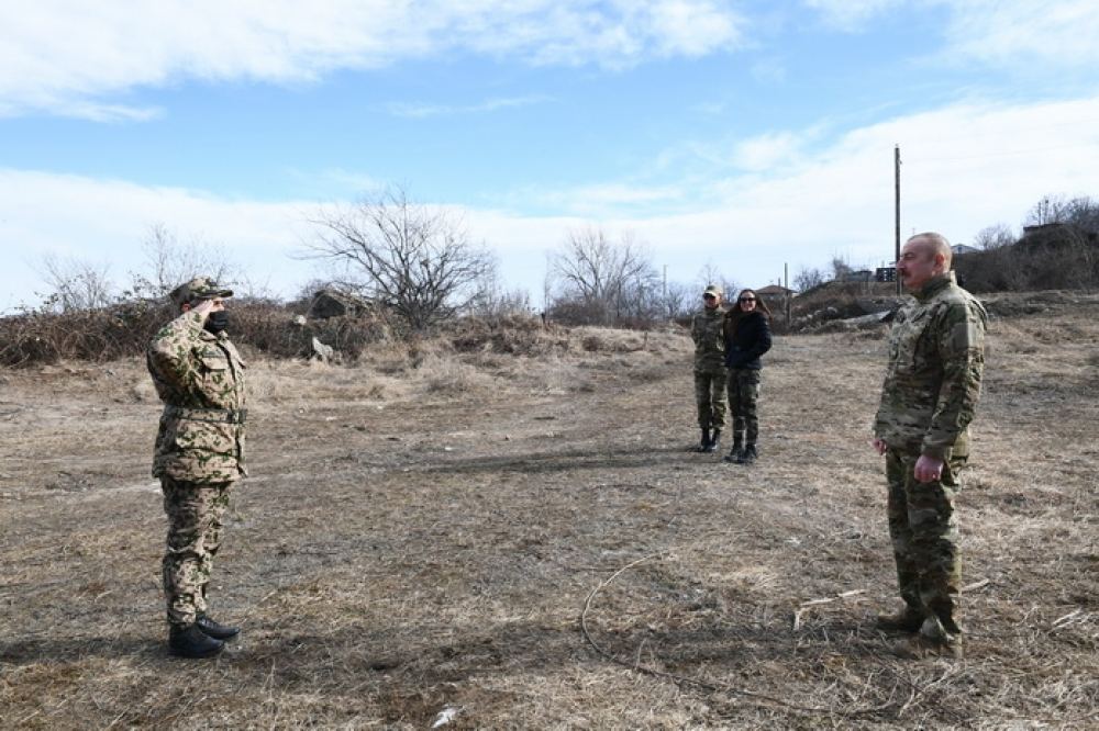 Президент Ильхам Алиев заложил фундамент дороги Физули-Шуша и аэропорта в Физулинском районе, совершил поездку в город Шуша (ФОТО/ВИДЕО)