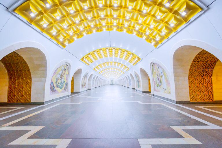 Метро "Низами Гянджеви" - музей под землей! В Европе каждая из мозаик оценивалась бы в миллион долларов (ФОТО)