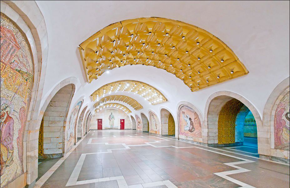 Метро "Низами Гянджеви" - музей под землей! В Европе каждая из мозаик оценивалась бы в миллион долларов (ФОТО)